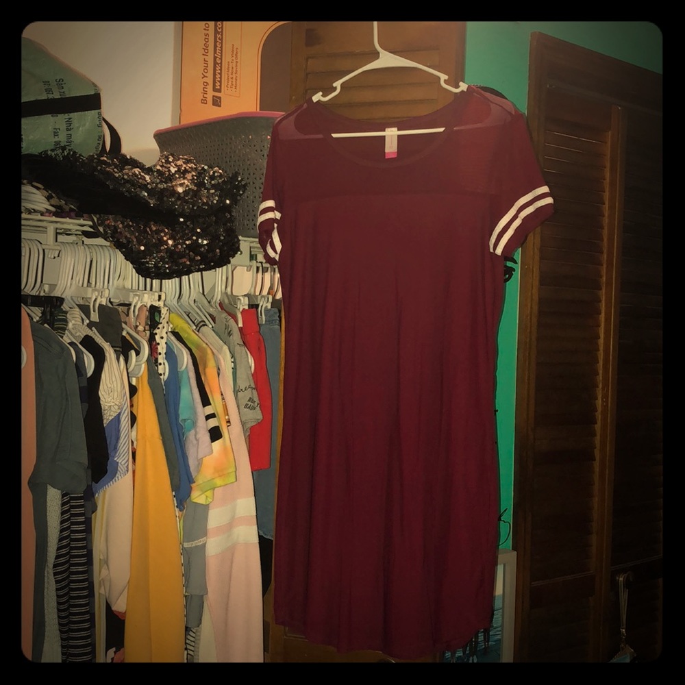 Maroon (mesh shoulders) tee shirt dress